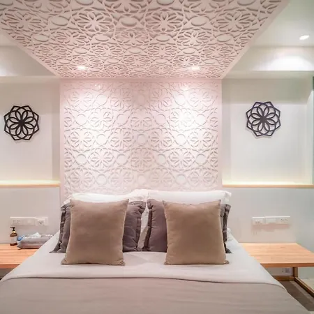 The Parlour Krabi Hotel Klong Muang Beach Exterior photo