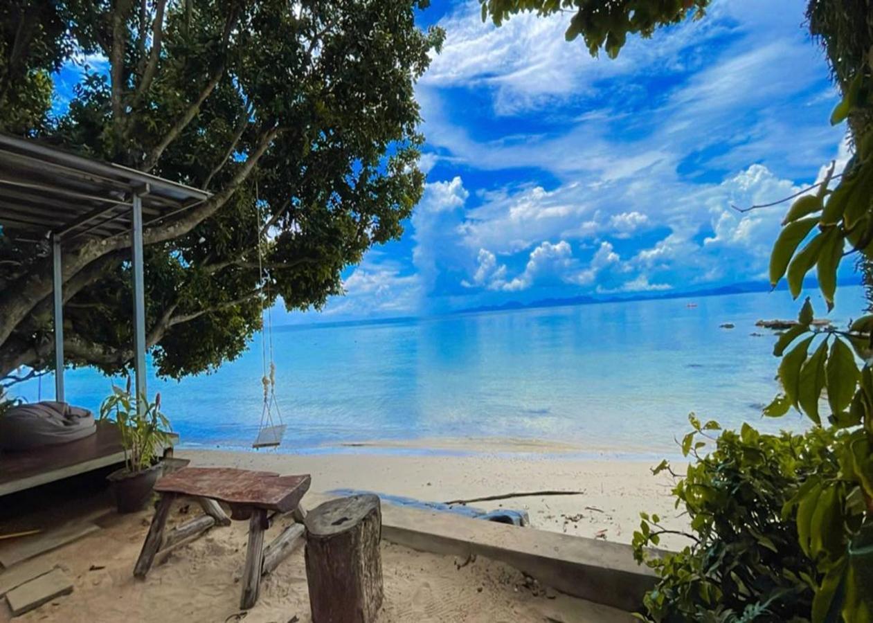 Hotel The Parlour Krabi 3*