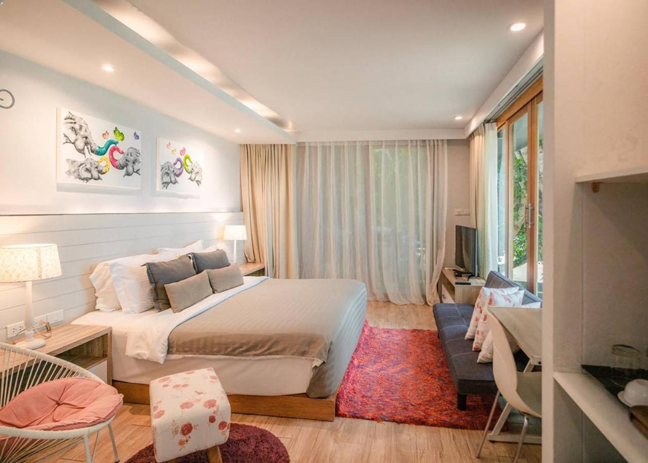 Hotel The Parlour Krabi Klong Muang Beach